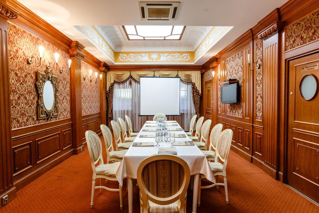 Hotel Gloria Przemyśl